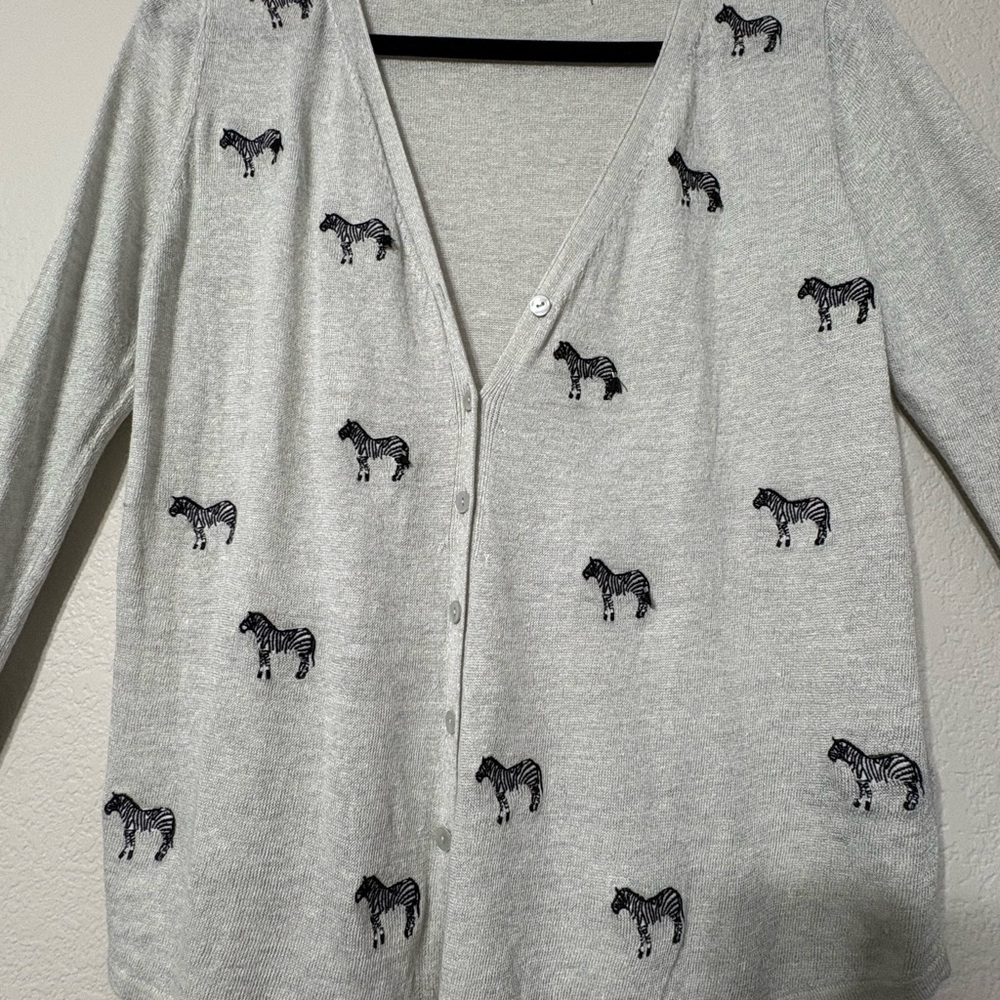 Nic + Zoe Embroidered Zebra Crossing Linen Blend Button Up Cardigan. Vneck. Ps — image 6 of 8